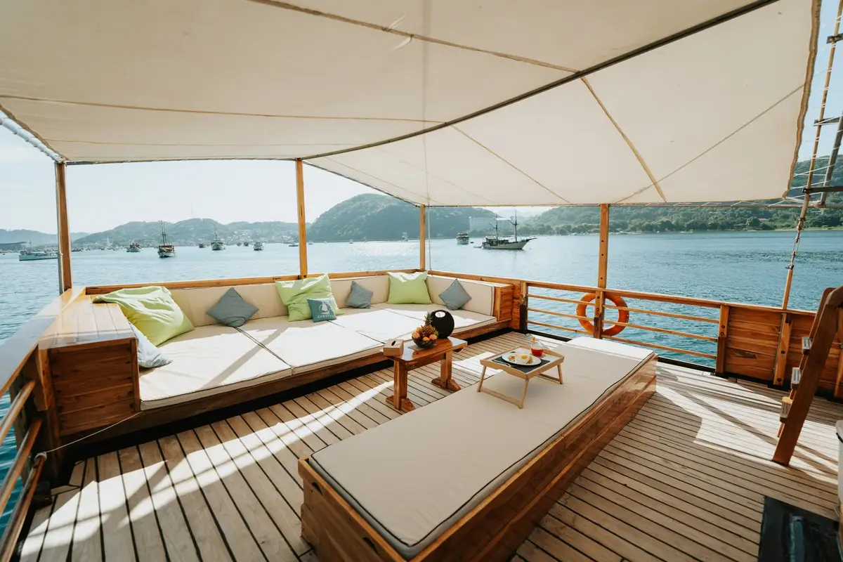 On board Cordelia