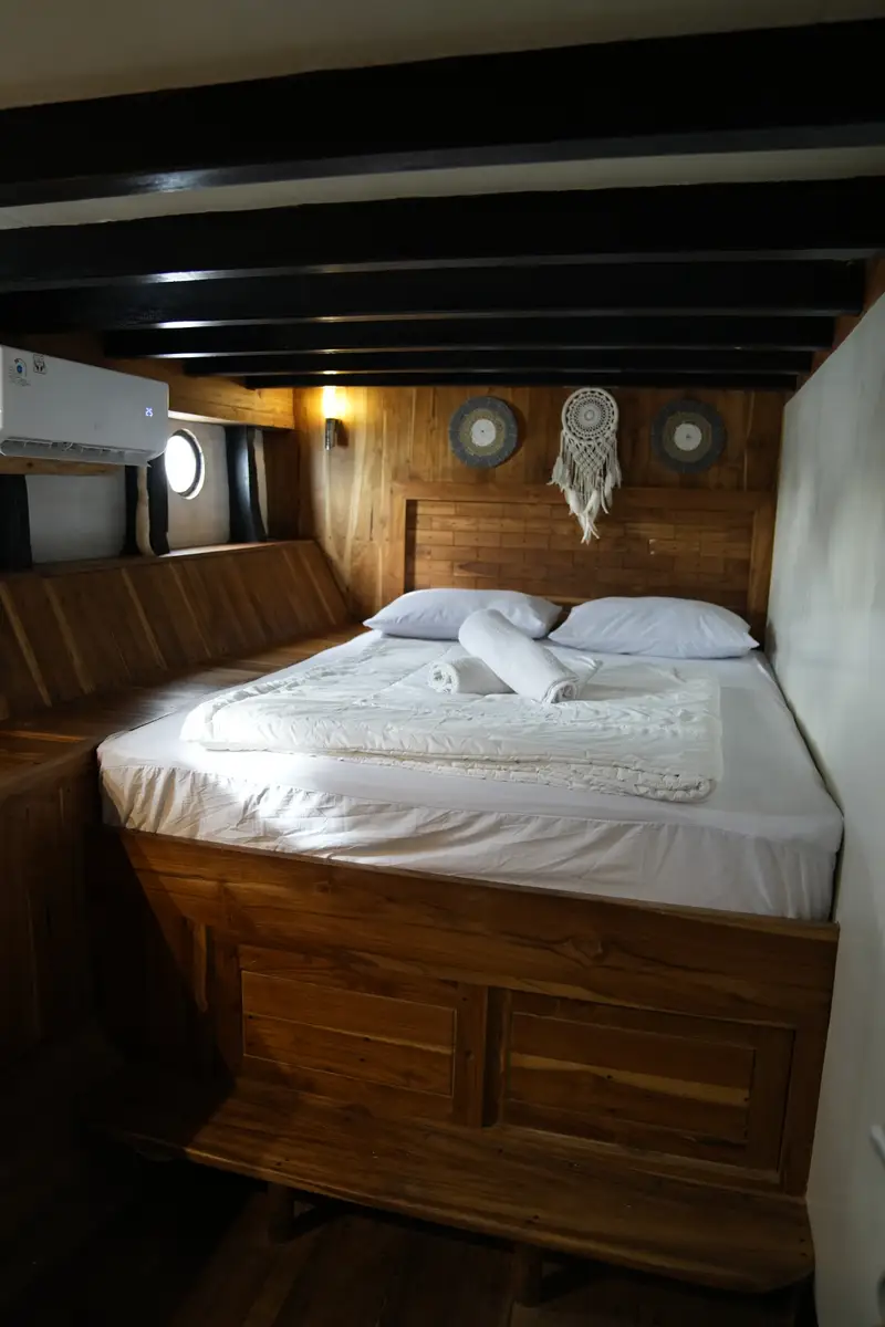 Java Room 02 cabin on Fadaelo (1 of 3)