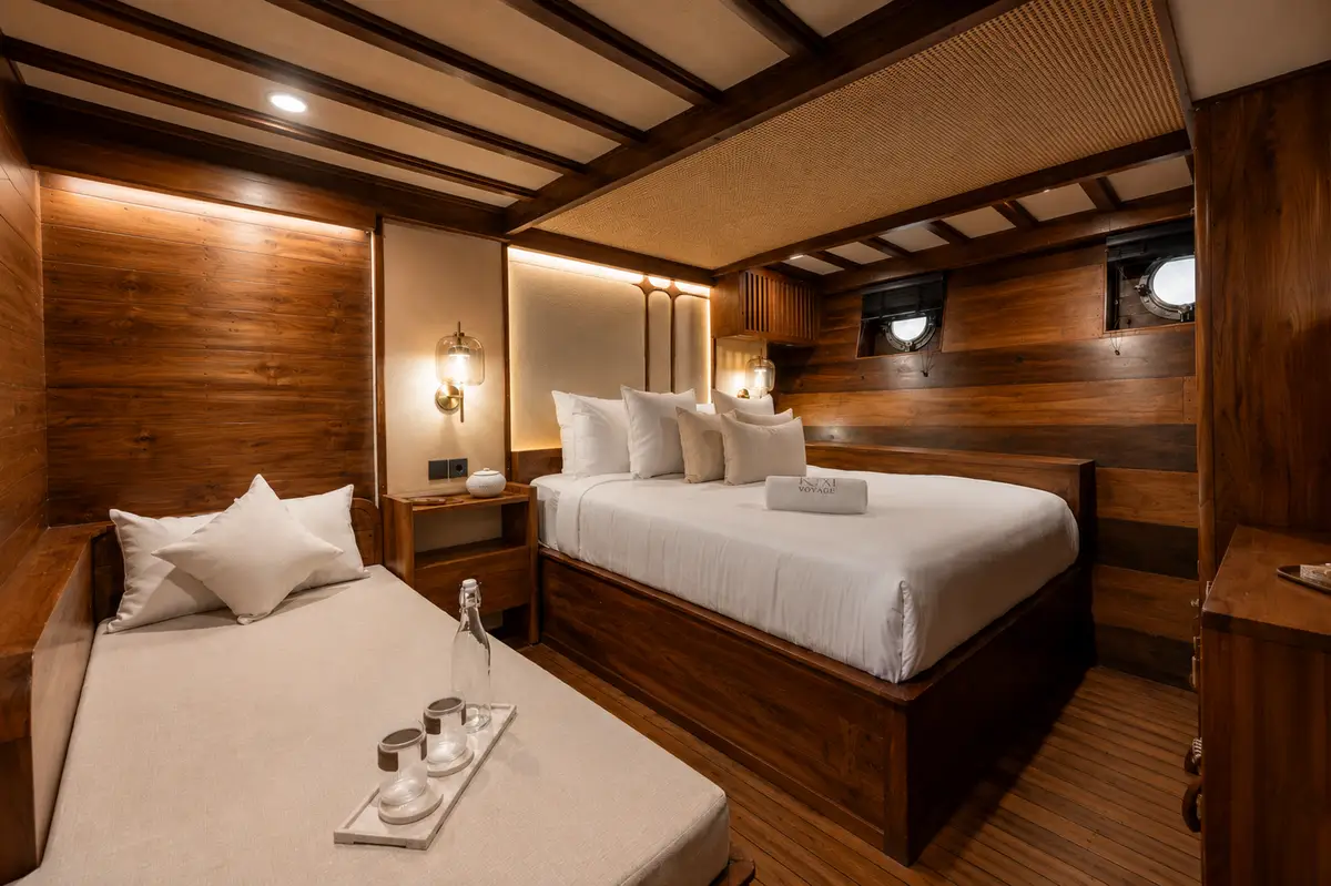 Deluxe cabin on Kai Voyage (2 of 2)