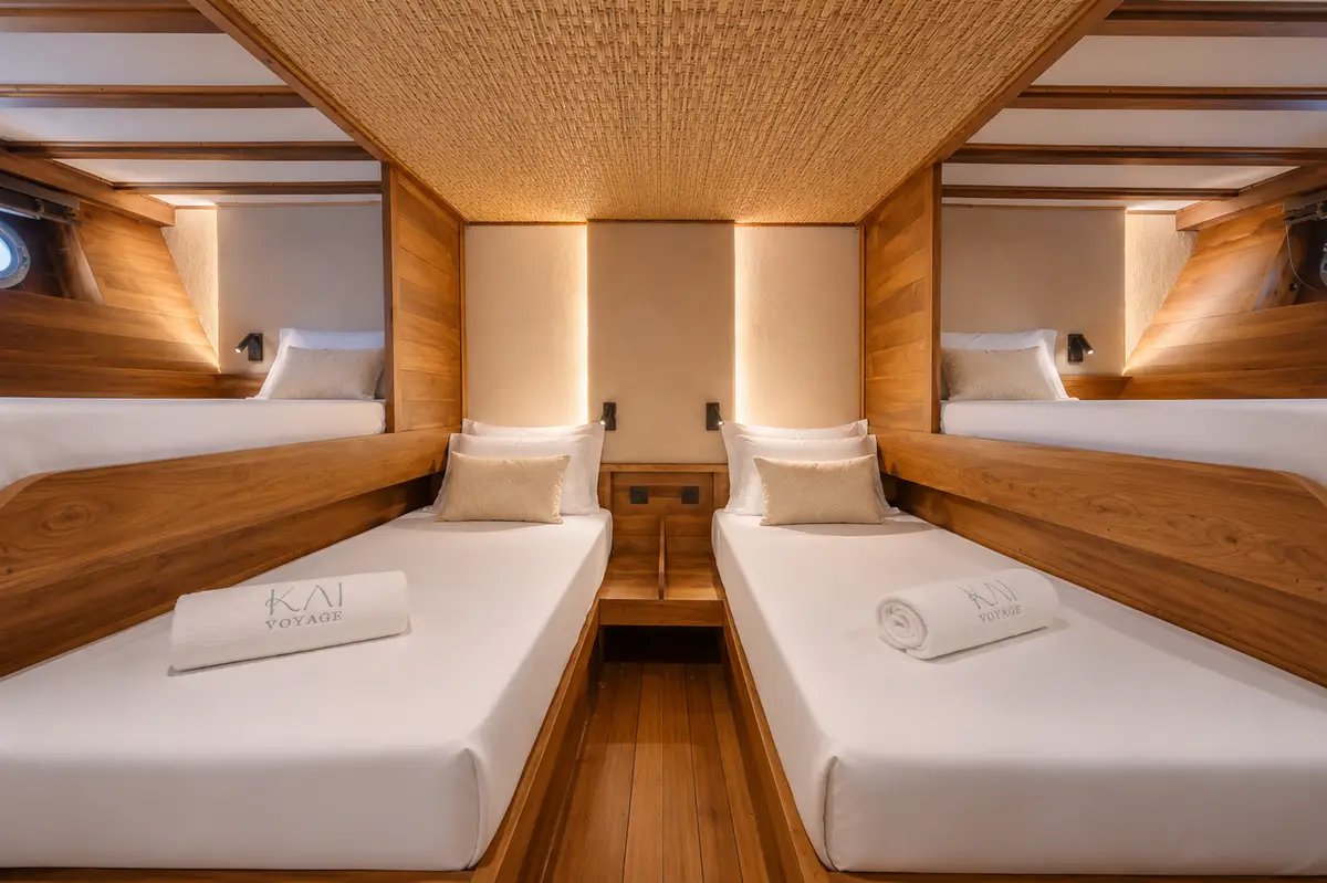 Quad Deluxe cabin on Kai Voyage (1 of 2)