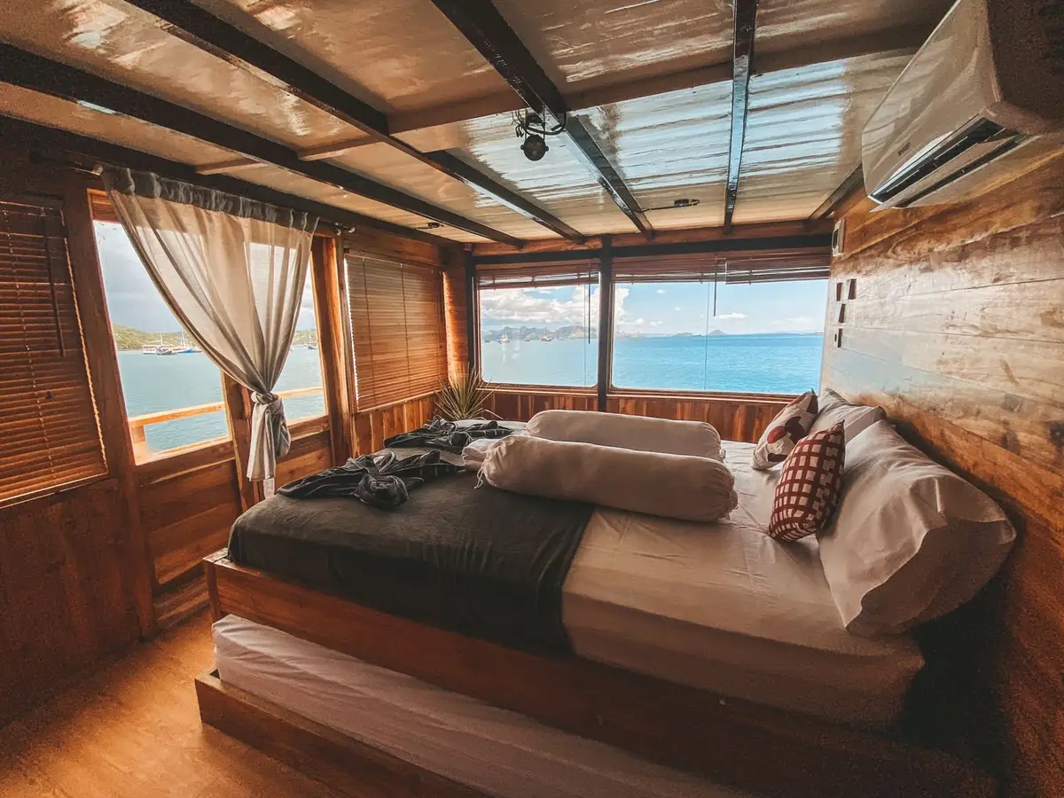 Manta cabin on Papiton Duwa (2 of 2)